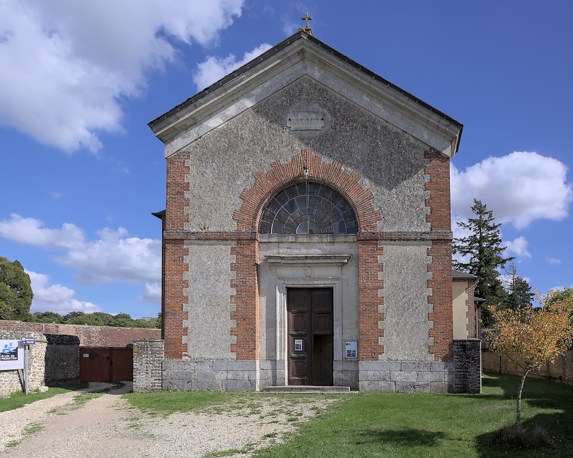 L'église Saint-Nicolas de Beaumesnil